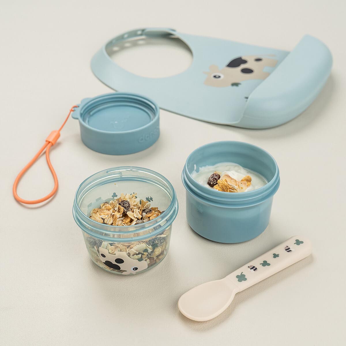 Done by Deer 2-Way Snack Container Blue