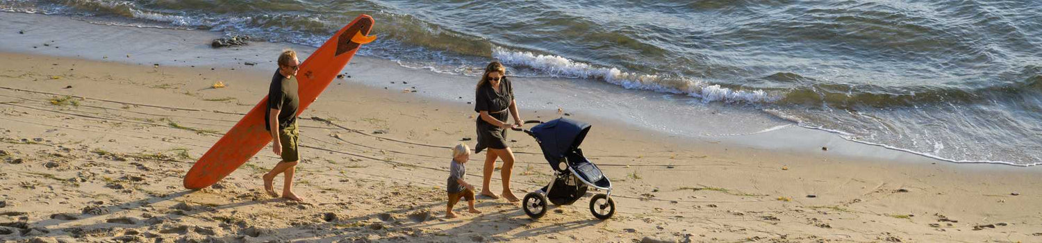 The Bumbleride Speed in Olive is the ideal companion for a trip to the beach