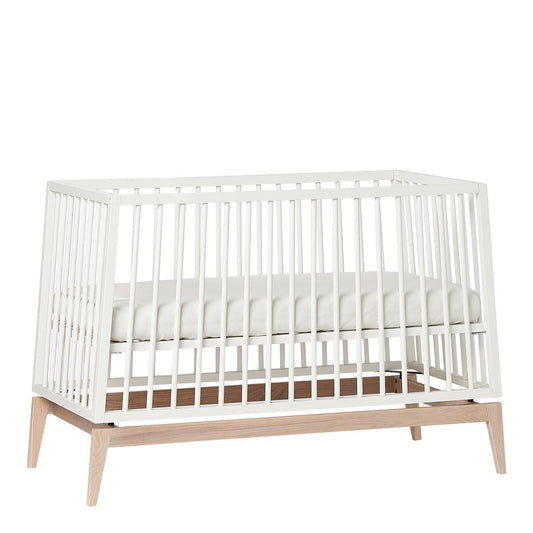 Leander Luna Cot