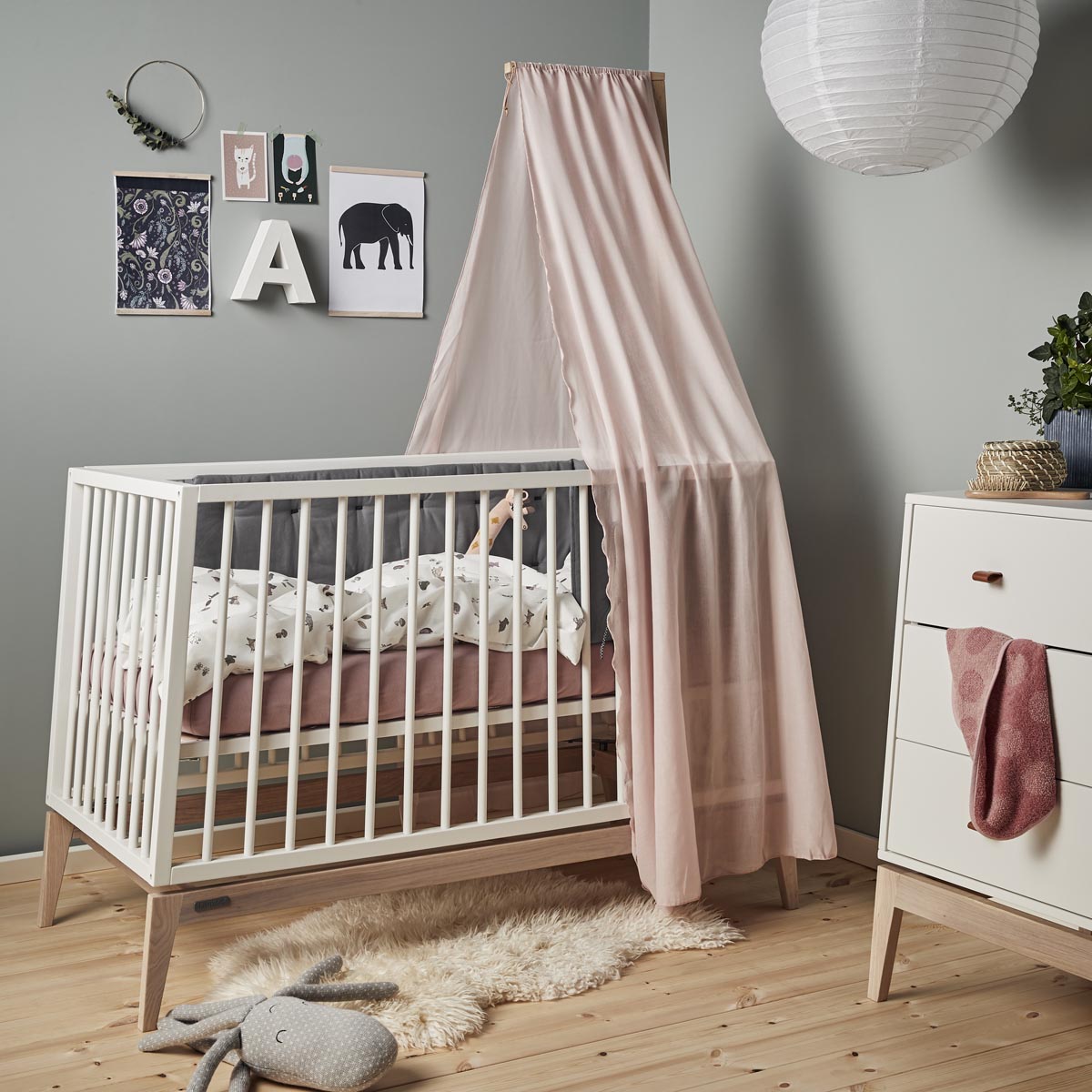 Leander Luna Cot